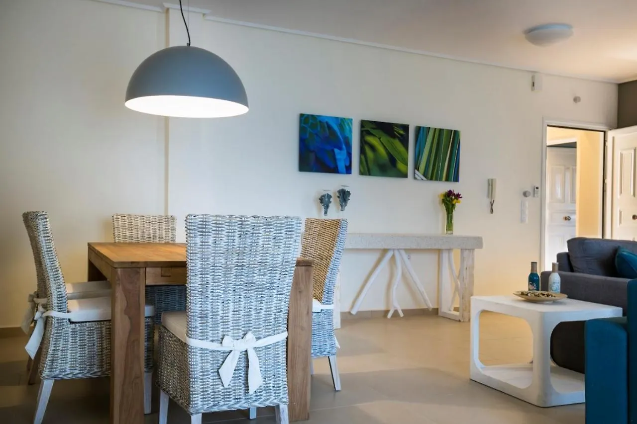 Eucalyptus Suite Sea View Karavomylos Appartamento